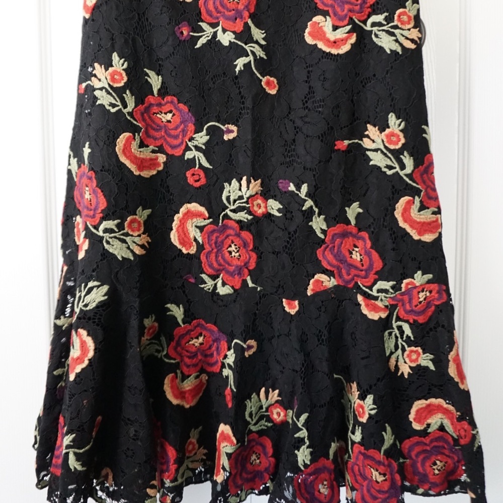 NWT Eva Franco Lotus Floral Embroidered lace dress - Picture 4 of 8
